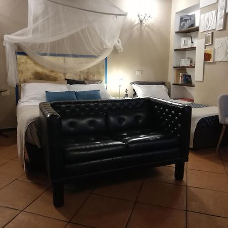 Apartments Campo De Fiori Rome Luaran gambar